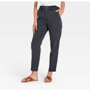 NWT Universal Thread High Rise Tapered Pants